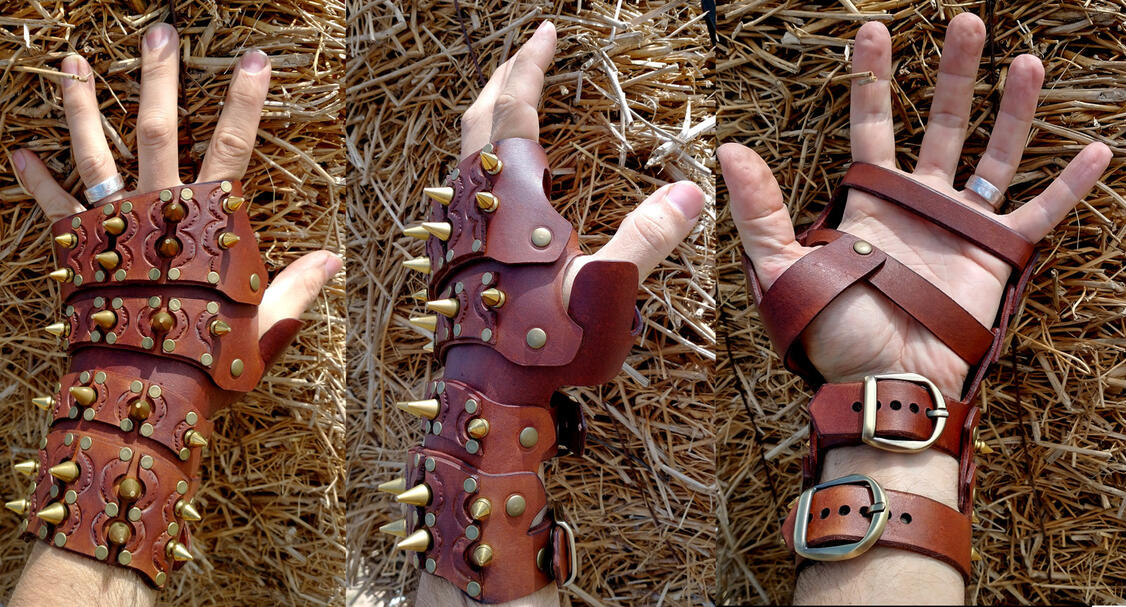 Spiked Gauntlets